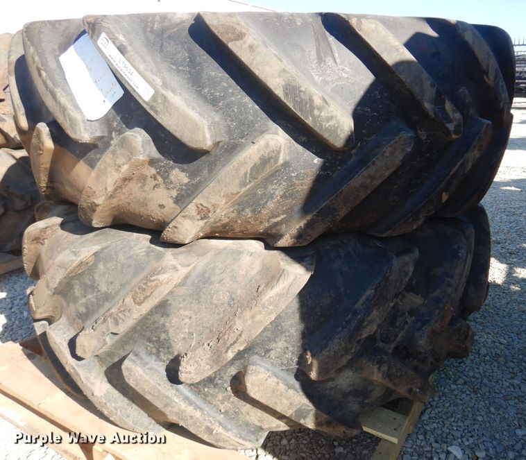 image for item LT9634 (2) Michelin 510/80R26 tires and wheels