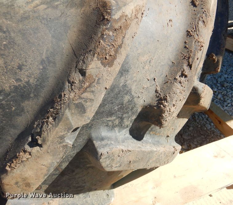 image for item LT9634 (2) Michelin 510/80R26 tires and wheels