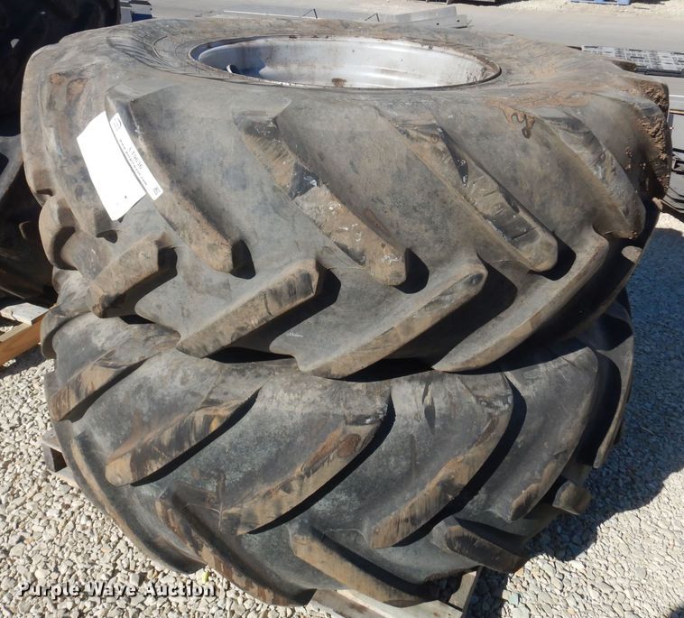 image for item LT9636 (2) Michelin 510/80R26 tires and wheels