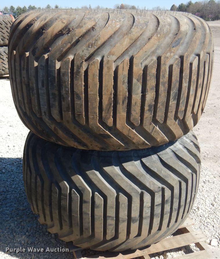 image for item LT9651 (2) Alliance 700 /50-22.5 tires and wheels