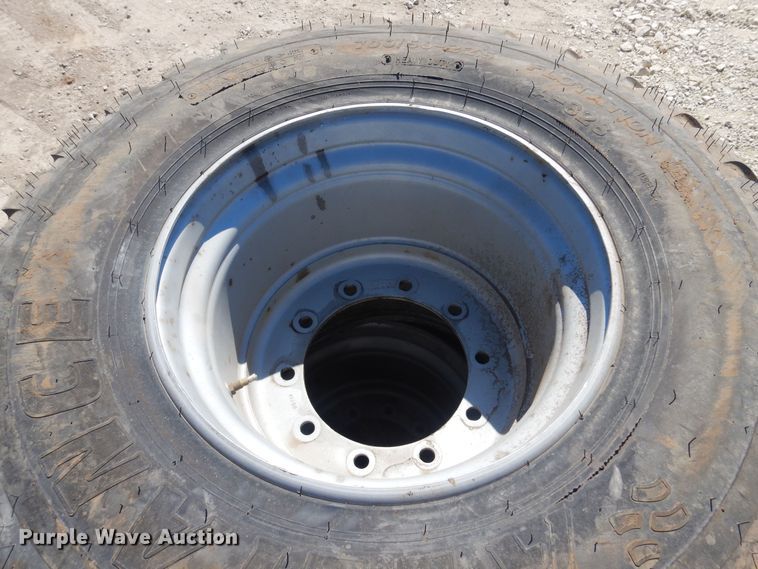 image for item LT9651 (2) Alliance 700 /50-22.5 tires and wheels