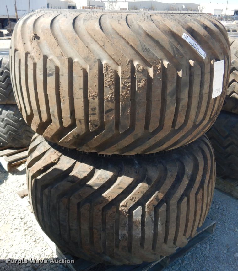 image for item LT9653 (2) Alliance 700/50-22.5 tires and wheels