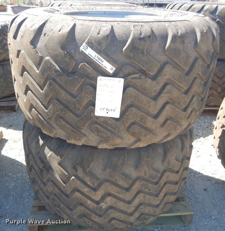 image for item LT9654 (2) Alliance 620/50R22.5 tires and wheels
