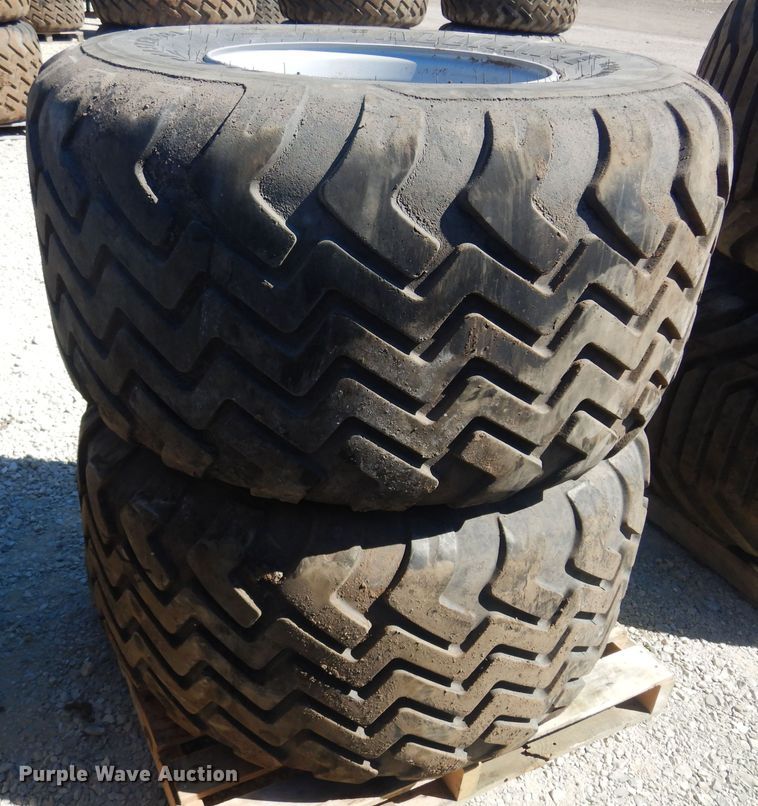 image for item LT9654 (2) Alliance 620/50R22.5 tires and wheels