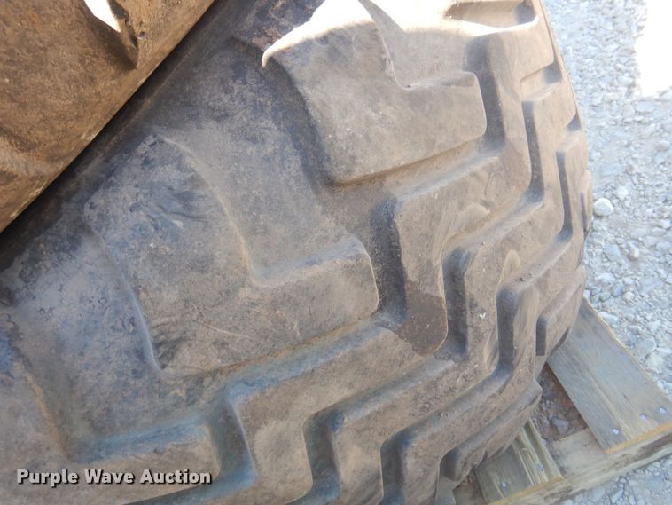 image for item LT9654 (2) Alliance 620/50R22.5 tires and wheels