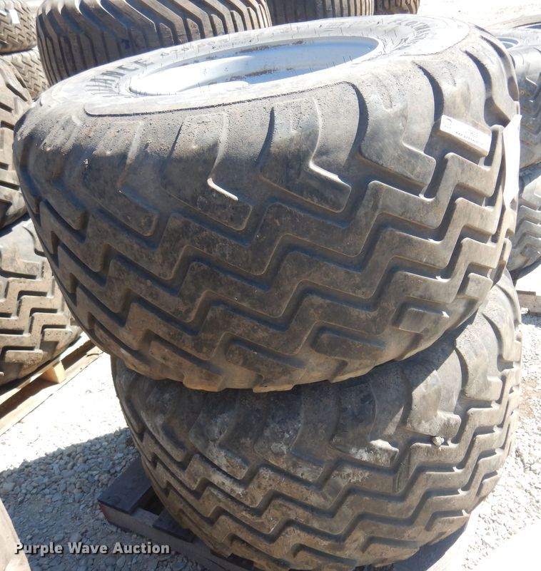 image for item LT9659 (2) Alliance 620/50R22.5 tires and wheels