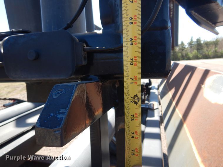 image for item LT9664 2016 Park Land 455  bale accumulator