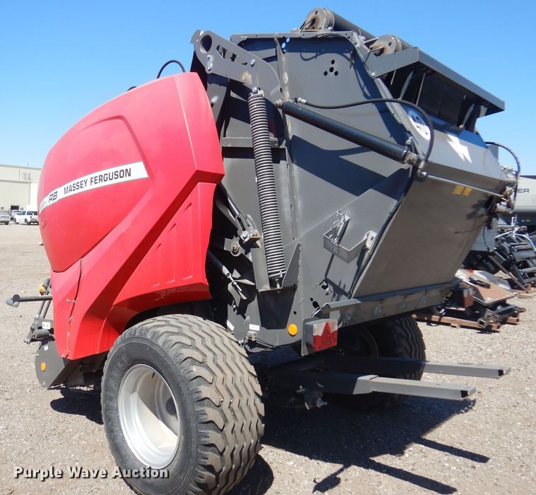 image for item LT9665 Massey  Ferguson 4160V  round baler