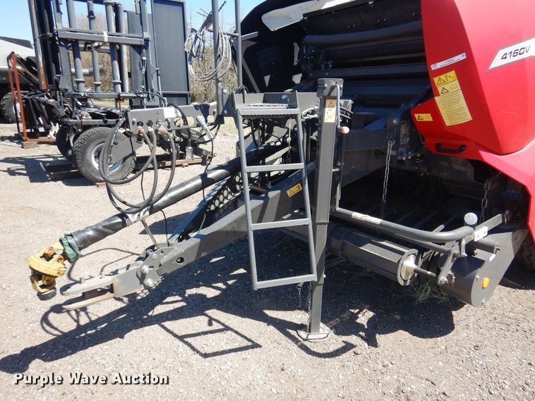 image for item LT9665 Massey  Ferguson 4160V  round baler