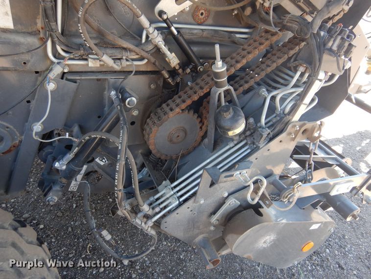 image for item LT9665 Massey  Ferguson 4160V  round baler