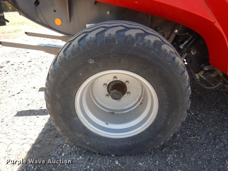 image for item LT9665 Massey  Ferguson 4160V  round baler