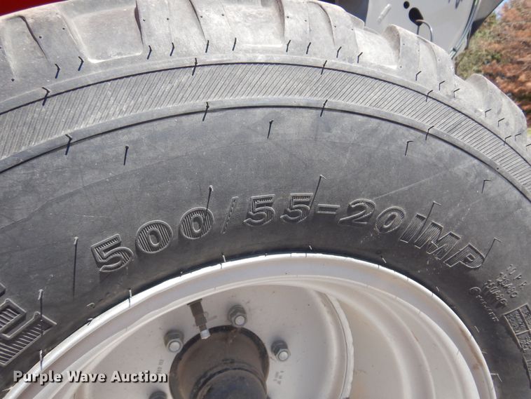 image for item LT9665 Massey  Ferguson 4160V  round baler