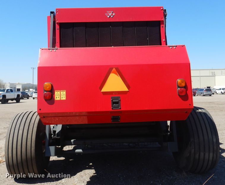 image for item LT9666 Massey  Ferguson 2956A  round Baler
