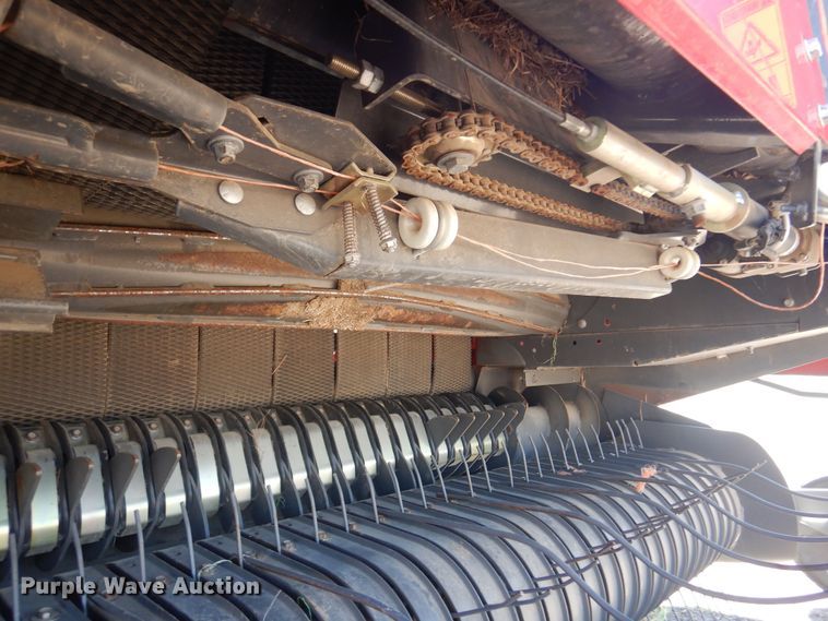 image for item LT9666 Massey  Ferguson 2956A  round Baler