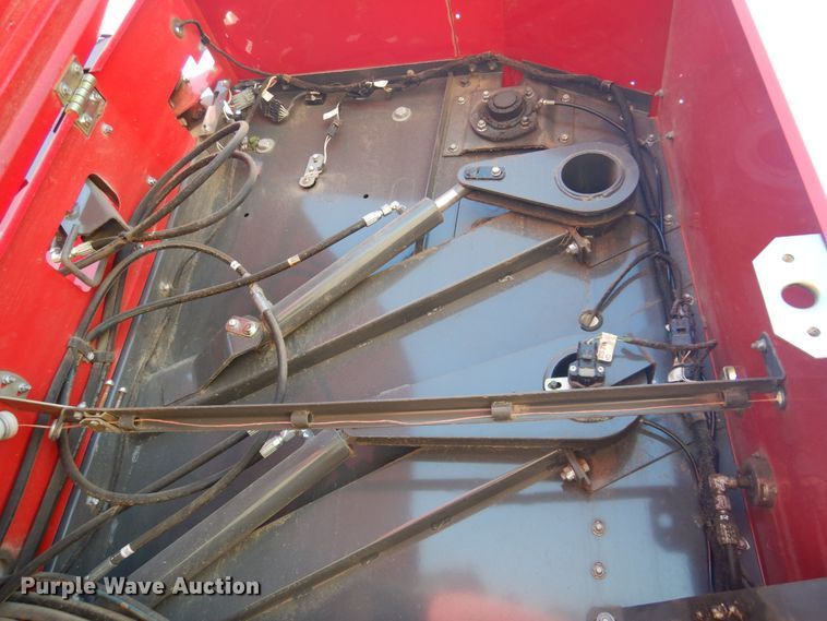 image for item LT9666 Massey  Ferguson 2956A  round Baler