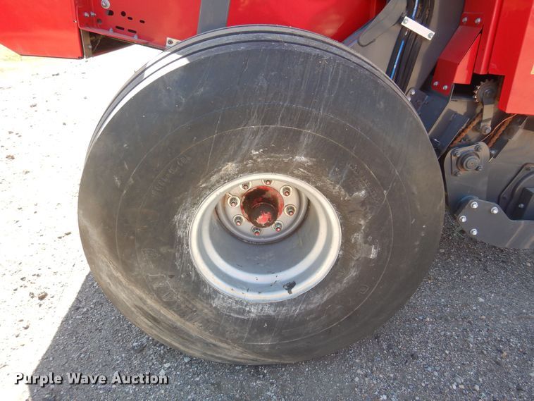 image for item LT9666 Massey  Ferguson 2956A  round Baler