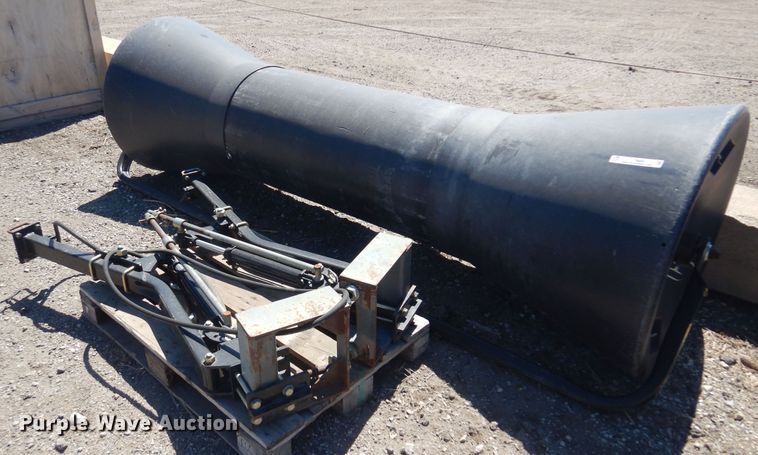 image for item LT9668 Free Form MT2000  canola roller