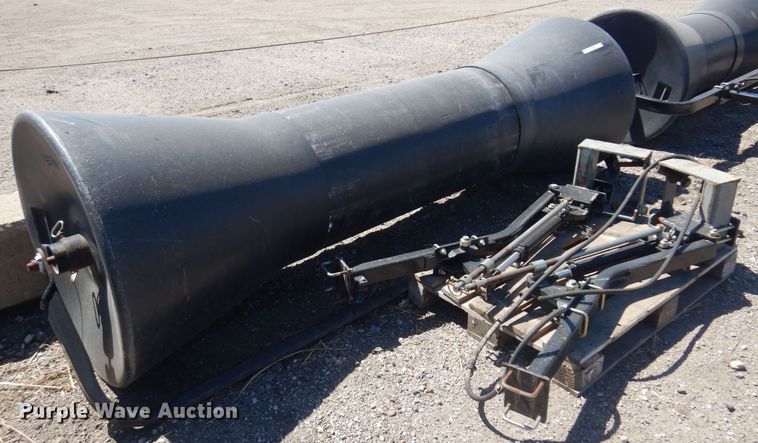 image for item LT9668 Free Form MT2000  canola roller