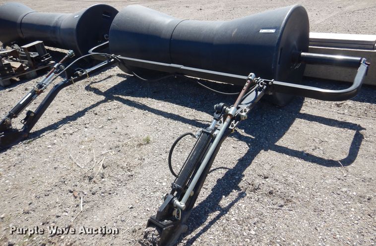 image for item LT9669 Free Form MT2000  canola roller