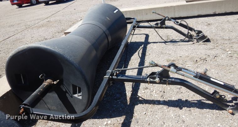 image for item LT9669 Free Form MT2000  canola roller