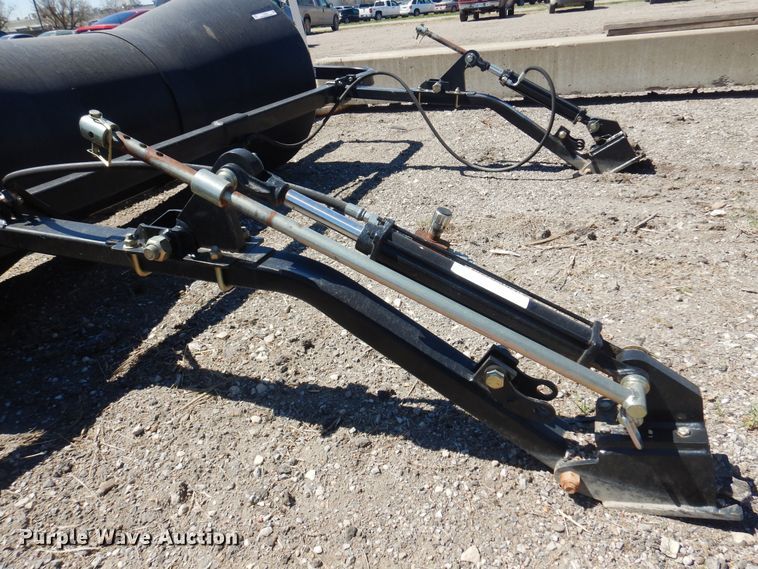 image for item LT9669 Free Form MT2000  canola roller