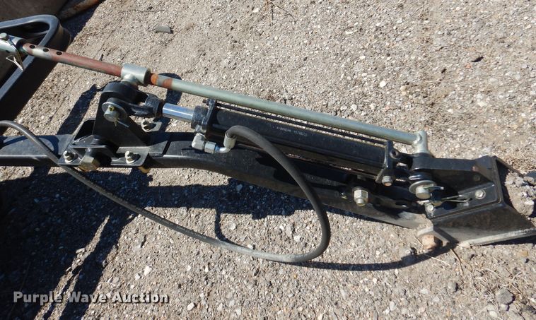 image for item LT9669 Free Form MT2000  canola roller