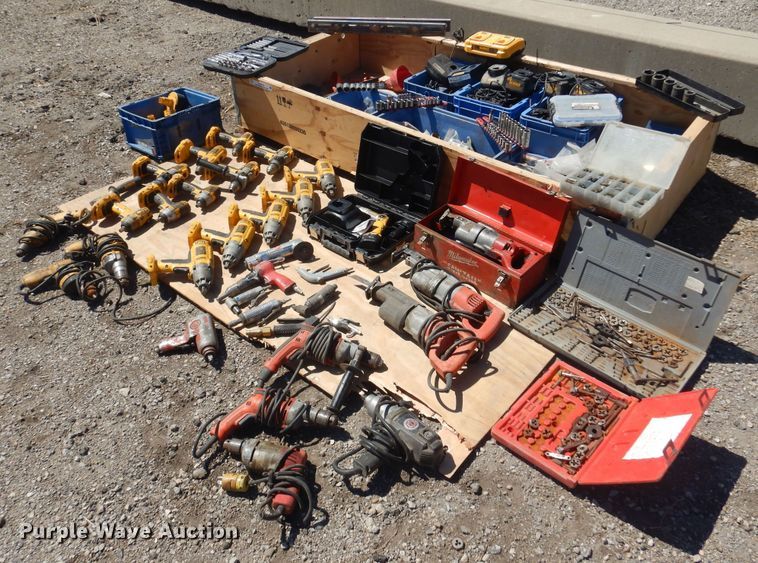 image for item LT9670 Tools