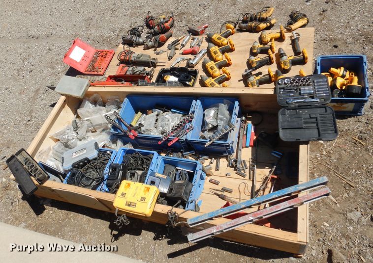 image for item LT9670 Tools