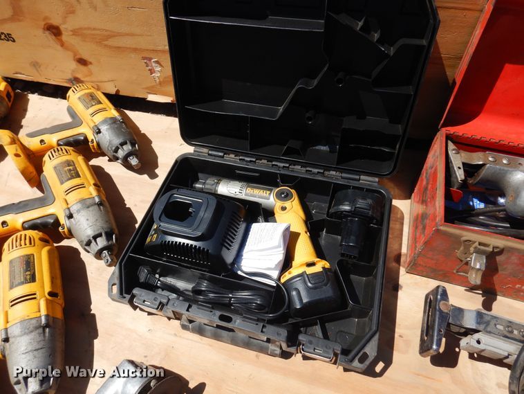 image for item LT9670 Tools