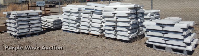 image for item LT9672 Approximately 150 fluorescent light fixtures