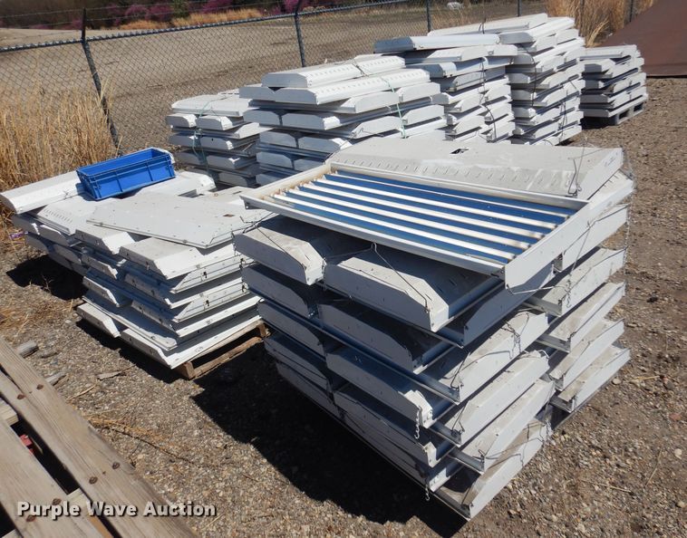 image for item LT9672 Approximately 150 fluorescent light fixtures