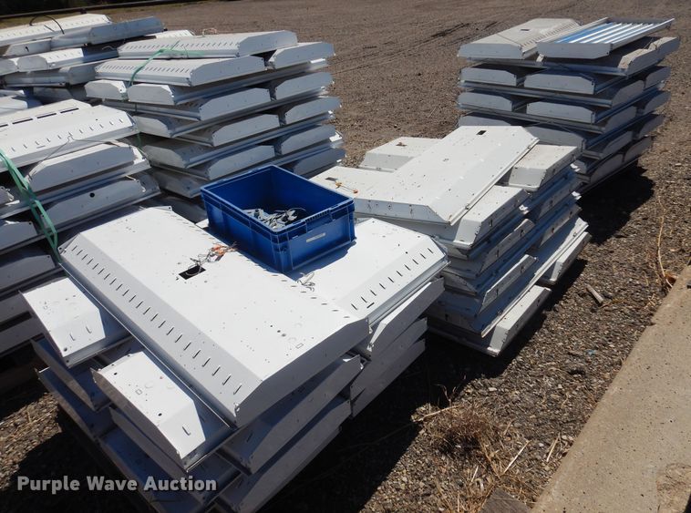 image for item LT9672 Approximately 150 fluorescent light fixtures