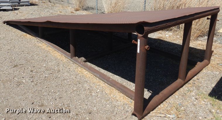 image for item LT9673 Steel ramp