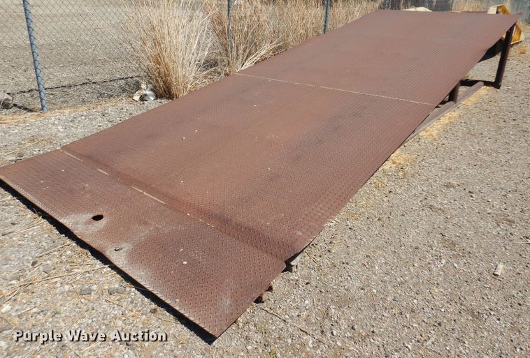 image for item LT9673 Steel ramp