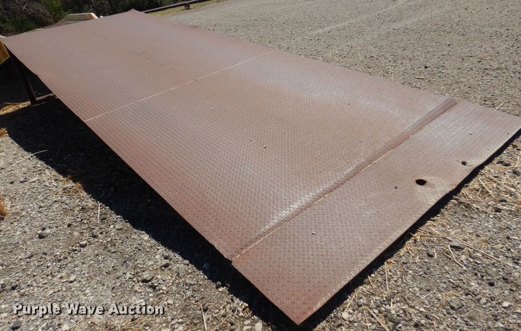 image for item LT9673 Steel ramp
