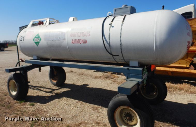 image for item LT9682 NH3 tank