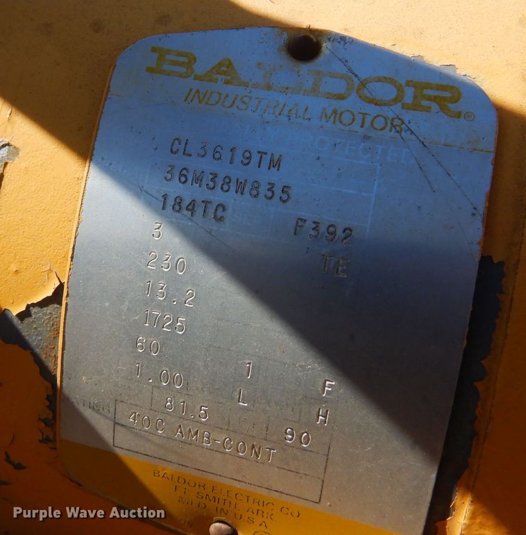 image for item LT9683 Trojan  livestock squeeze chute