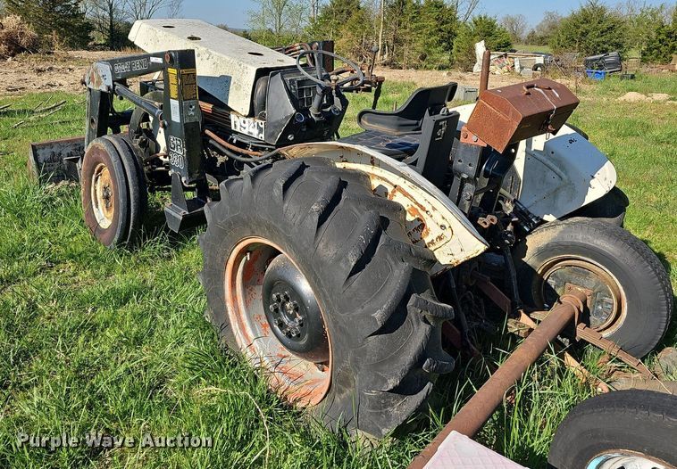 image for item MB9963 Case 1194  tractor
