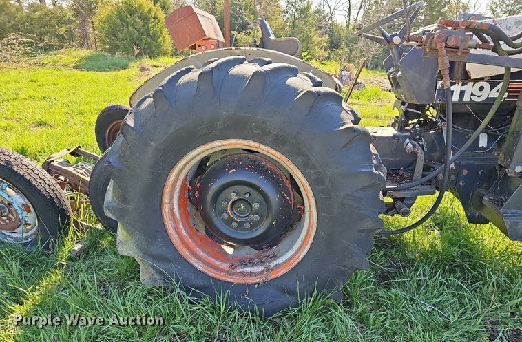 image for item MB9963 Case 1194  tractor