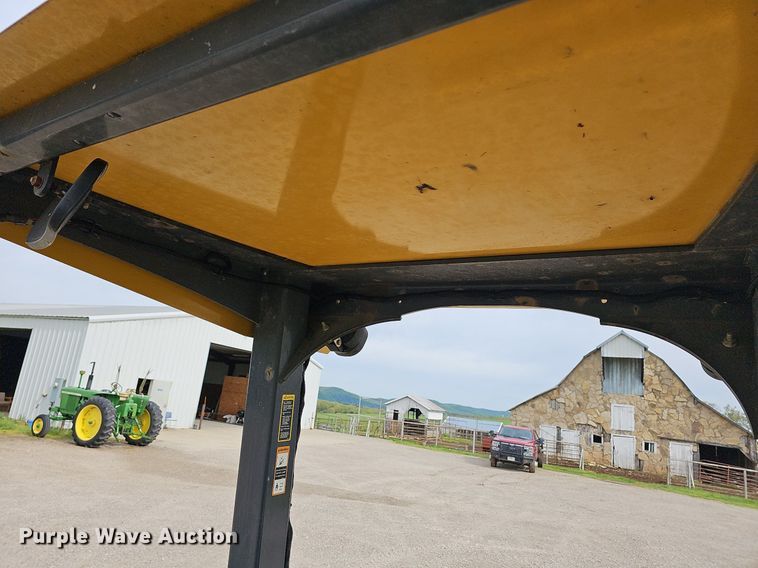 image for item MB9996 2014 John Deere 210K EP  landscape tractor