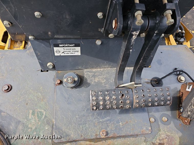 image for item MB9996 2014 John Deere 210K EP  landscape tractor