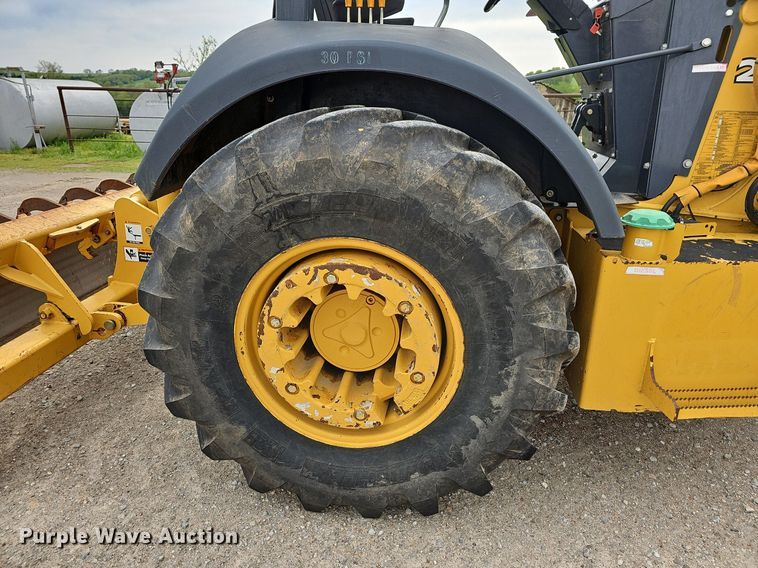 image for item MB9996 2014 John Deere 210K EP  landscape tractor