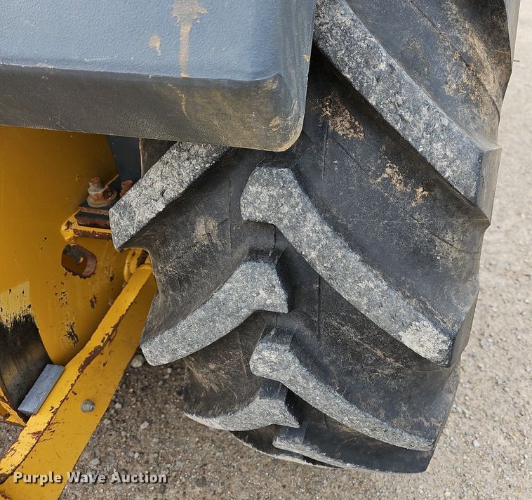 image for item MB9996 2014 John Deere 210K EP  landscape tractor