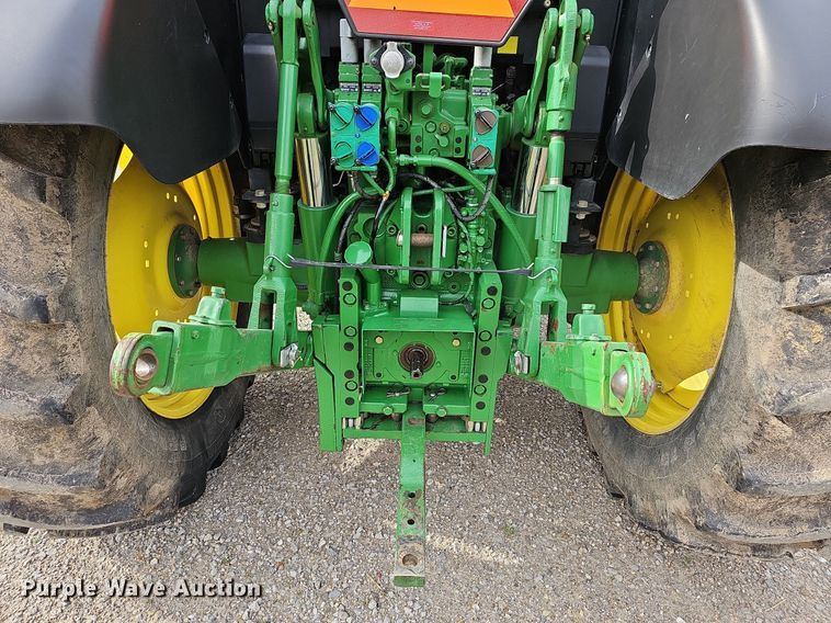 image for item MB9997 2014 John Deere 6115M  MFWD tractor