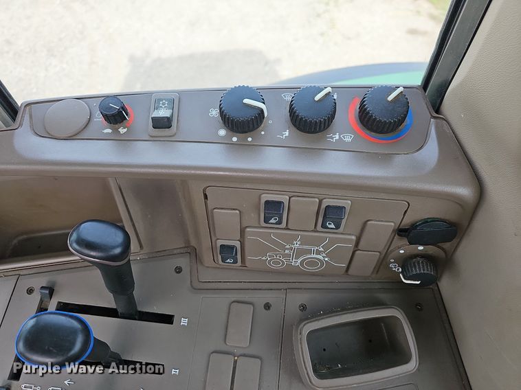 image for item MB9997 2014 John Deere 6115M  MFWD tractor