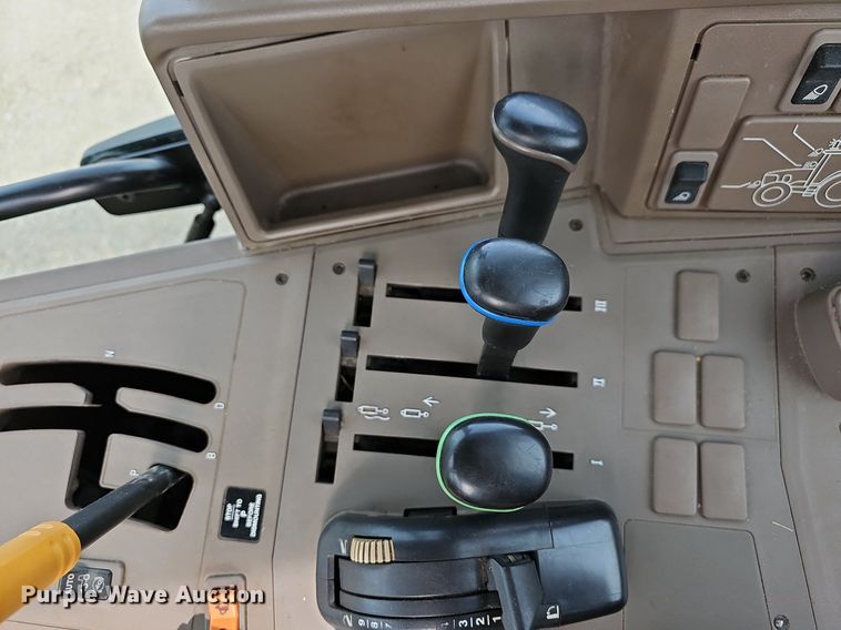 image for item MB9997 2014 John Deere 6115M  MFWD tractor