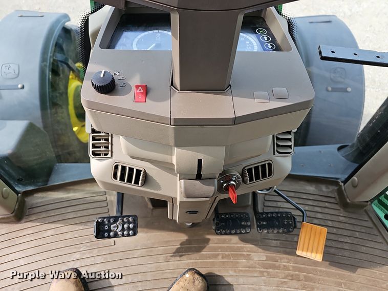 image for item MB9997 2014 John Deere 6115M  MFWD tractor