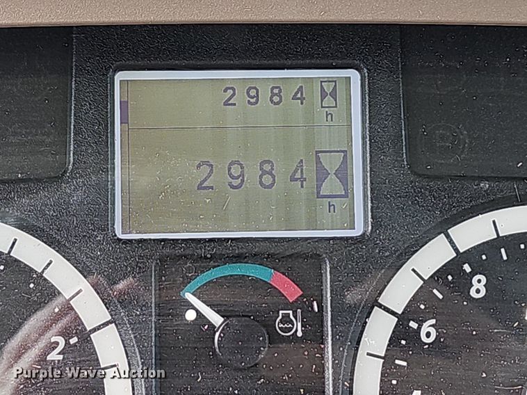 image for item MB9997 2014 John Deere 6115M  MFWD tractor