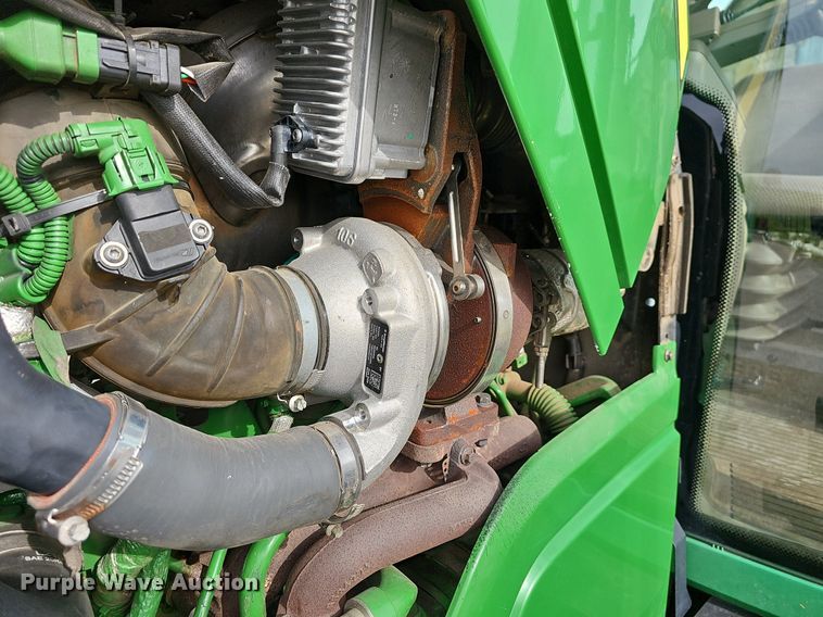 image for item MB9997 2014 John Deere 6115M  MFWD tractor