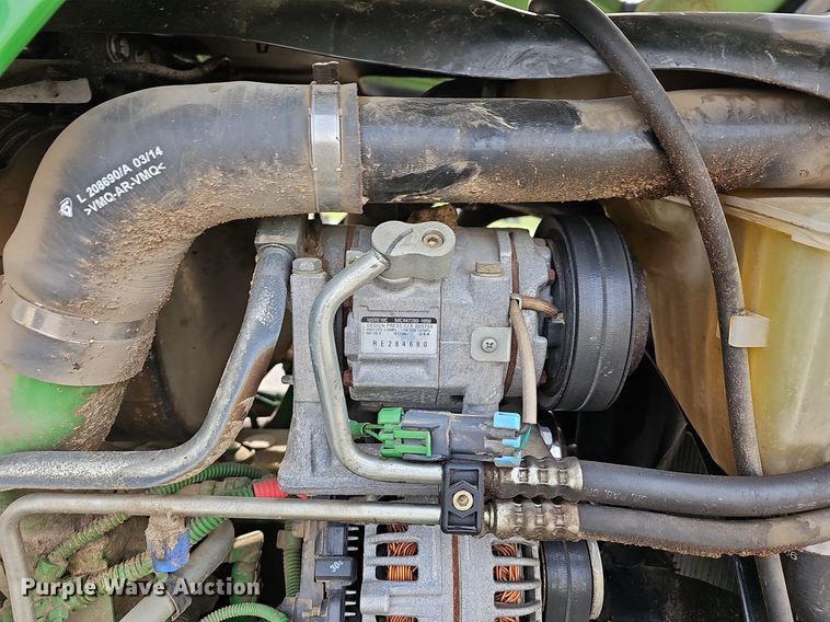 image for item MB9997 2014 John Deere 6115M  MFWD tractor